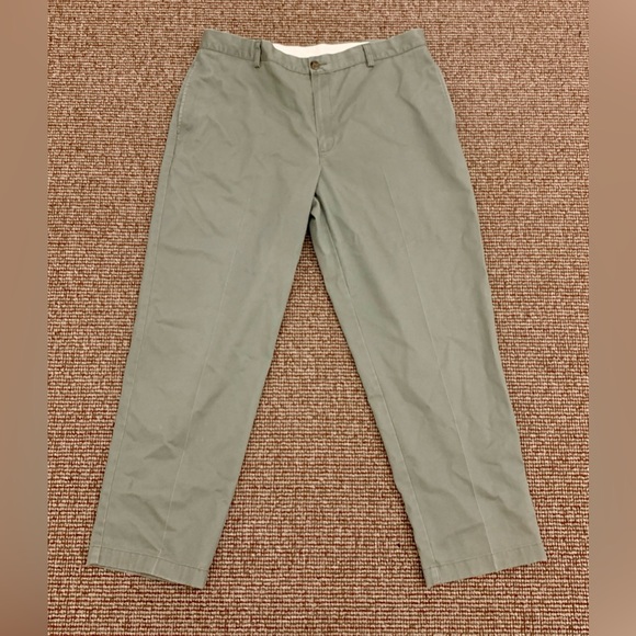 Men's 37 x 30 L. L. Bean Olive Khaki 100% Cotton Classic Fit Chinos - Picture 2 of 12